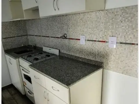 Departamento en Alquiler en Villa Luzuriaga, $ 500.000