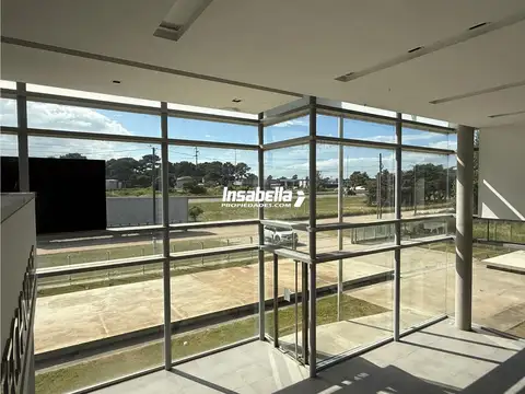 Local en Venta en Valeria Del Mar, USD 1.450.000