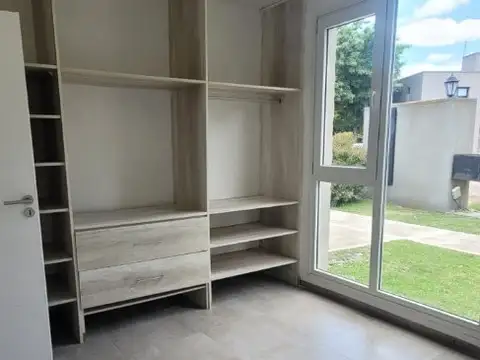 Departamento en Alquiler en Manzanares Chico, USD 450