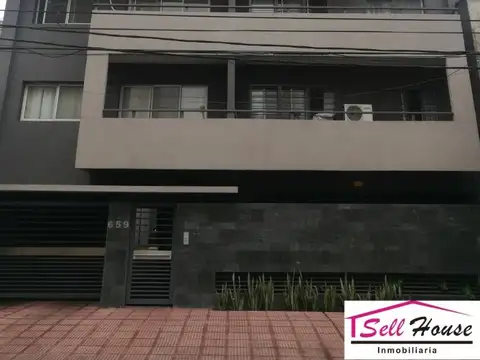 EXCELENTE DEPARTAMENTO DE 2 AMB CON COCHERA Y BAULERA, CENTRO DE SAN FERNANDO