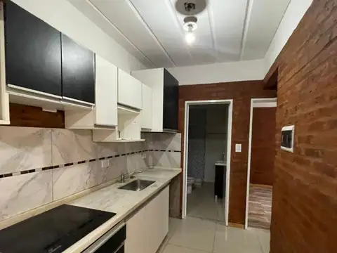 Chacabuco 400, Piso 1