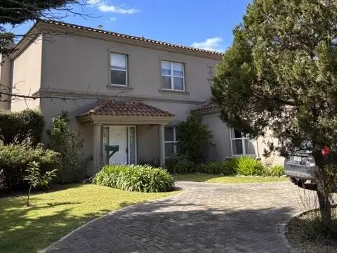 Abril Club de Campo - Inmejorable ubicación y vista al Golf