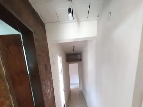 Casa en Alquiler en Burzaco, $ 290.000