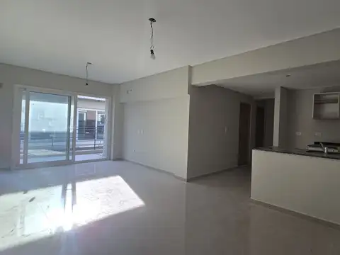 Departamento 4 ambientes con 3 baños