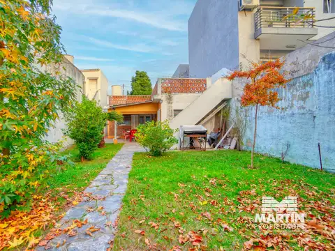 Casa chalet en venta  en Beccar 5 ambientes con dependencia de servicio