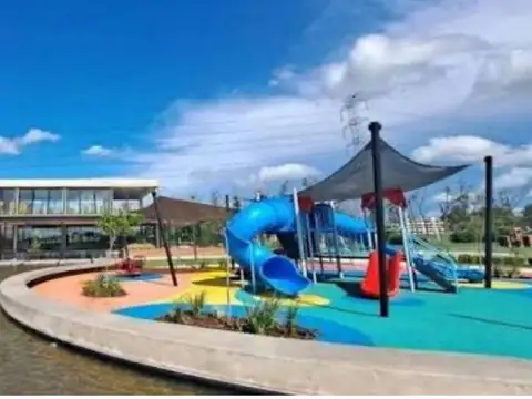 Terreno en Venta 20  mts Frente