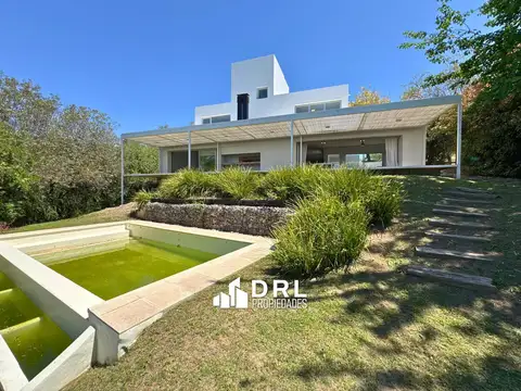 Casa totalmente reciclada con increíble vista en Q2