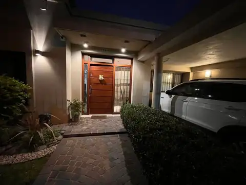 Casa en Venta en Ramos Mejia, USD 250.000