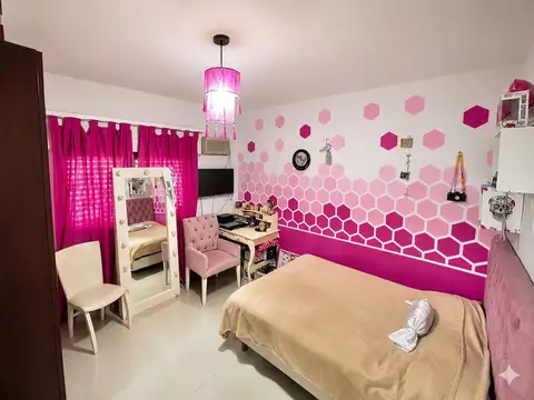 CASA EN VENTA LAFERRERE 6 AMBIENTES