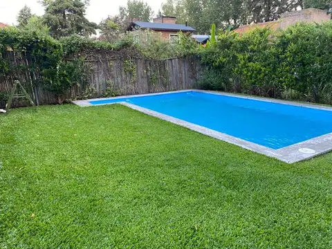 Casa 4 ambientes con 3 baños