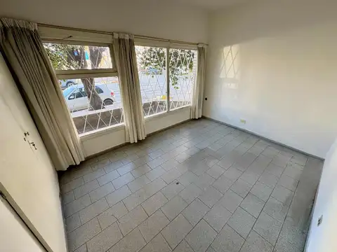 Local en Alquiler en Neuquén, $ 4.500.000