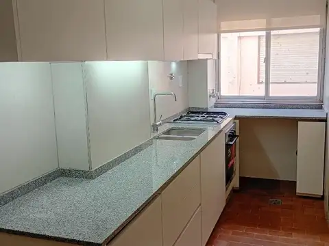 Departamento 5 ambientes con 4 baños
