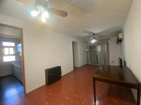 Departamento en Venta en Pompeya, USD 60.000