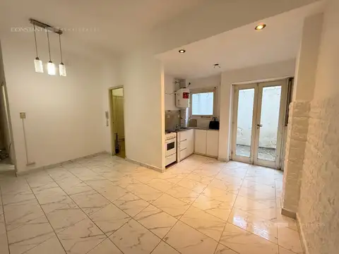 Departamento en venta de 1 dormitorio en PB con patio