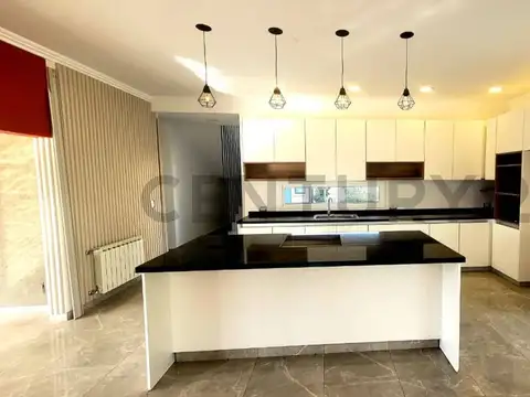 Casa en Alquiler en Santa Ines, USD 1.900