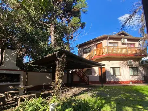El Jacaranda 700