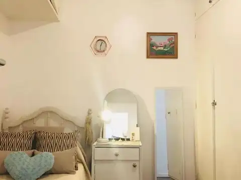 Piedras 1300, Piso 1