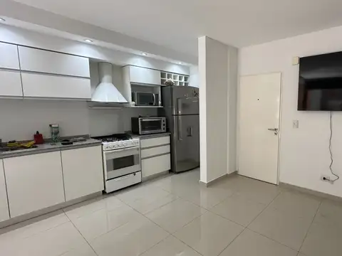 General Bartolomé Mitre 300