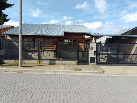 CABAÑA DETRONCOS EN ESQUEL ( APTO CREDITO )