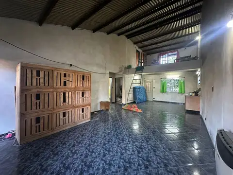 CASA 4 AMBIENTES VENTA HURLINGHAM FINANCIA