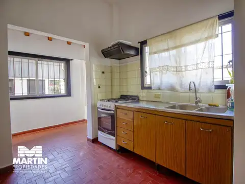 Casa 2 ambientes con 2 baños