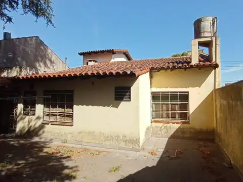 Casa en Venta en Burzaco, USD 65.000