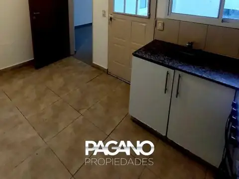 Depto Tipo Casa en Alquiler en Centro, $ 780.000