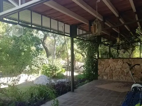 Casa 6 ambientes con 3 baños