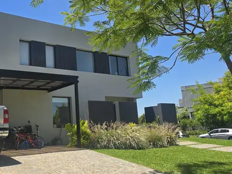 Casa 3 Dormitorios - Los Castaños Nordelta