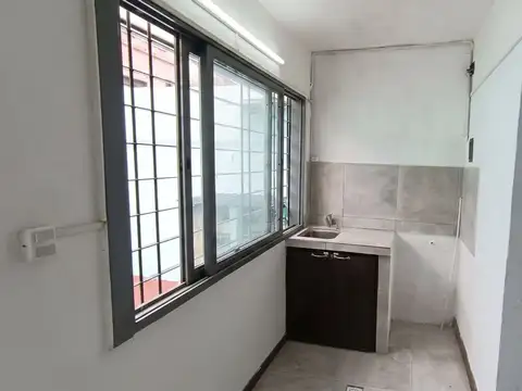 Depto Tipo Casa en Alquiler de 1 dormitorio