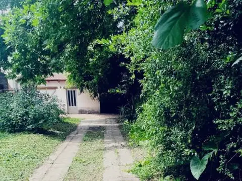 Casa a una cuadra del río Paraná