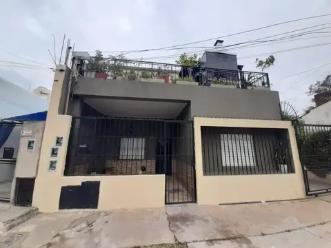 Casa en Jose León Suarez