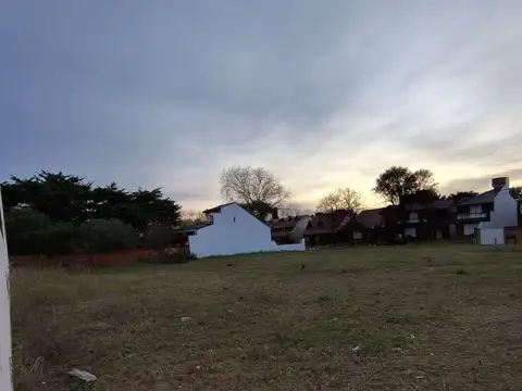 Terreno en Venta en La Lucila del Mar, USD 150.000