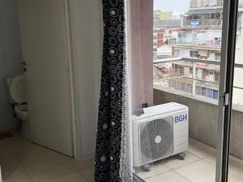 Avenida San Martín 2800, Piso 8