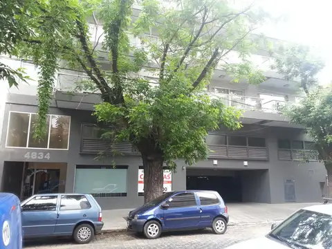 Cochera en alquiler fija cubierta en alquiler, acceso por rampa.