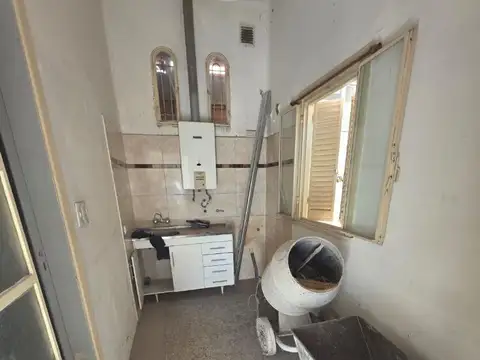 Depto Tipo Casa en Venta 50 años