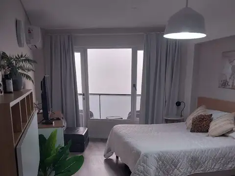 Avda. Carballo 200, Piso 5