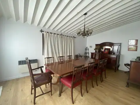 Casa en Venta en Don Torcuato, USD 370.000