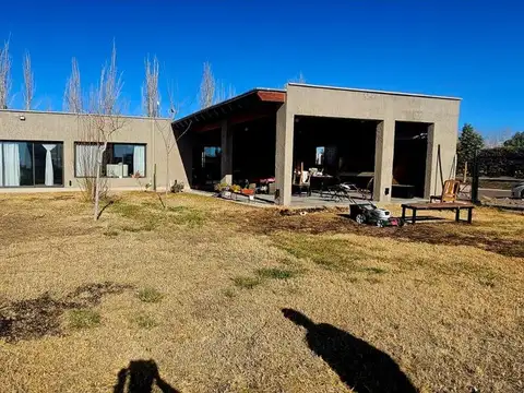 CASA ALBA DE TANQAY RUSSELL MAIPU MENDOZA