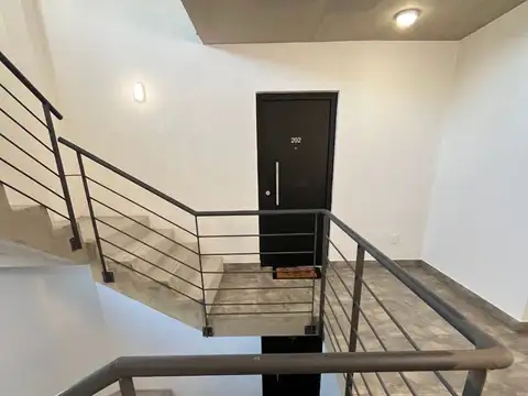 Apartamento en alquiler de 2 dormitorios c/ cochera en Lezica