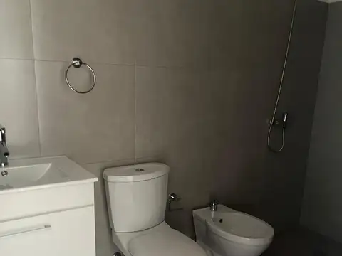 Apartamento en alquiler de 2 dormitorios c/ cochera en Lezica