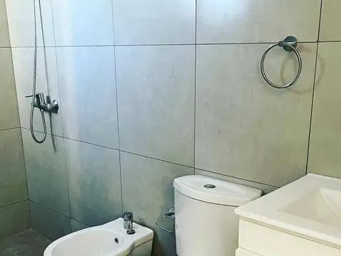 Apartamento en alquiler de 2 dormitorios c/ cochera en Lezica