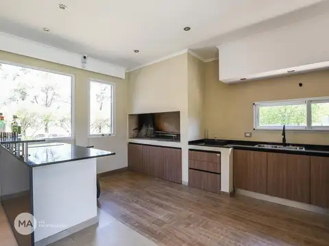Casa en Venta al Oeste