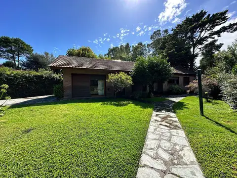 Casa en venta - 3 Dormitorios 3 Baños - Pinamar