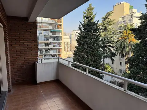 Departamento en Alquiler en Colegiales, $ 850.000