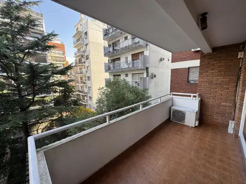 Departamento en Alquiler en Colegiales, $ 850.000