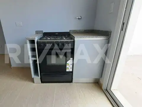Depto Tipo Casa en Alquiler con 1 cocheras