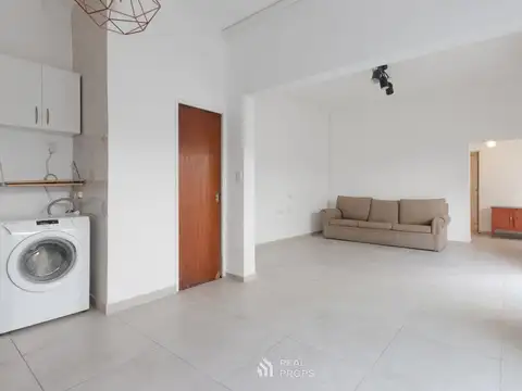 Depto Tipo Casa en Venta 50 años