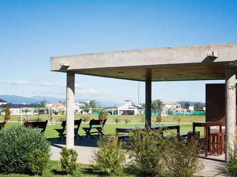 Terreno en Venta en Praderas De San Lorenzo, USD 190.000