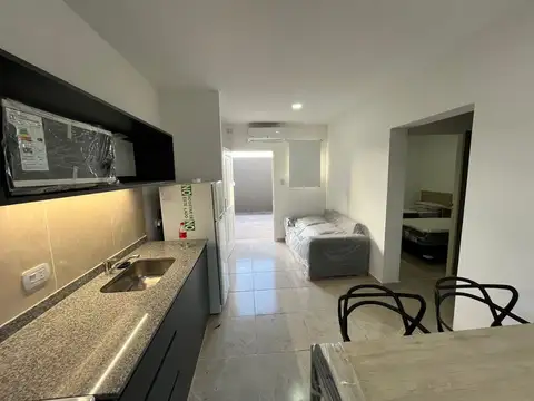Depto Tipo Casa 3 ambientes con 2 baños